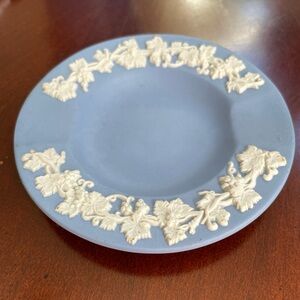 Vintage Wedgwood blue Jasperwear small ashtray.
